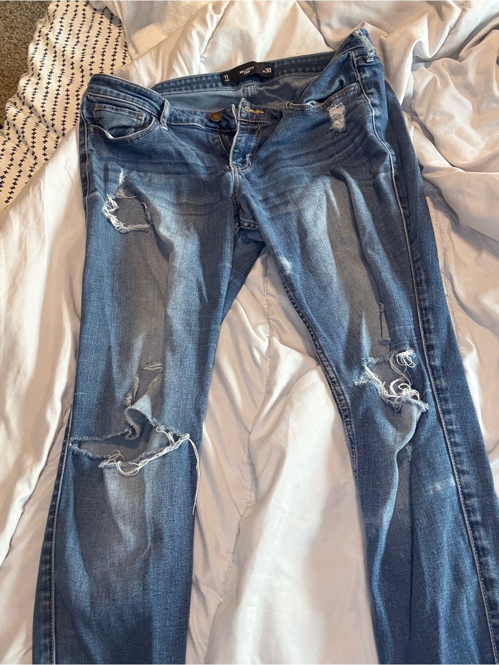 Hollister Women's Distressed Skinny Jeans in Blue